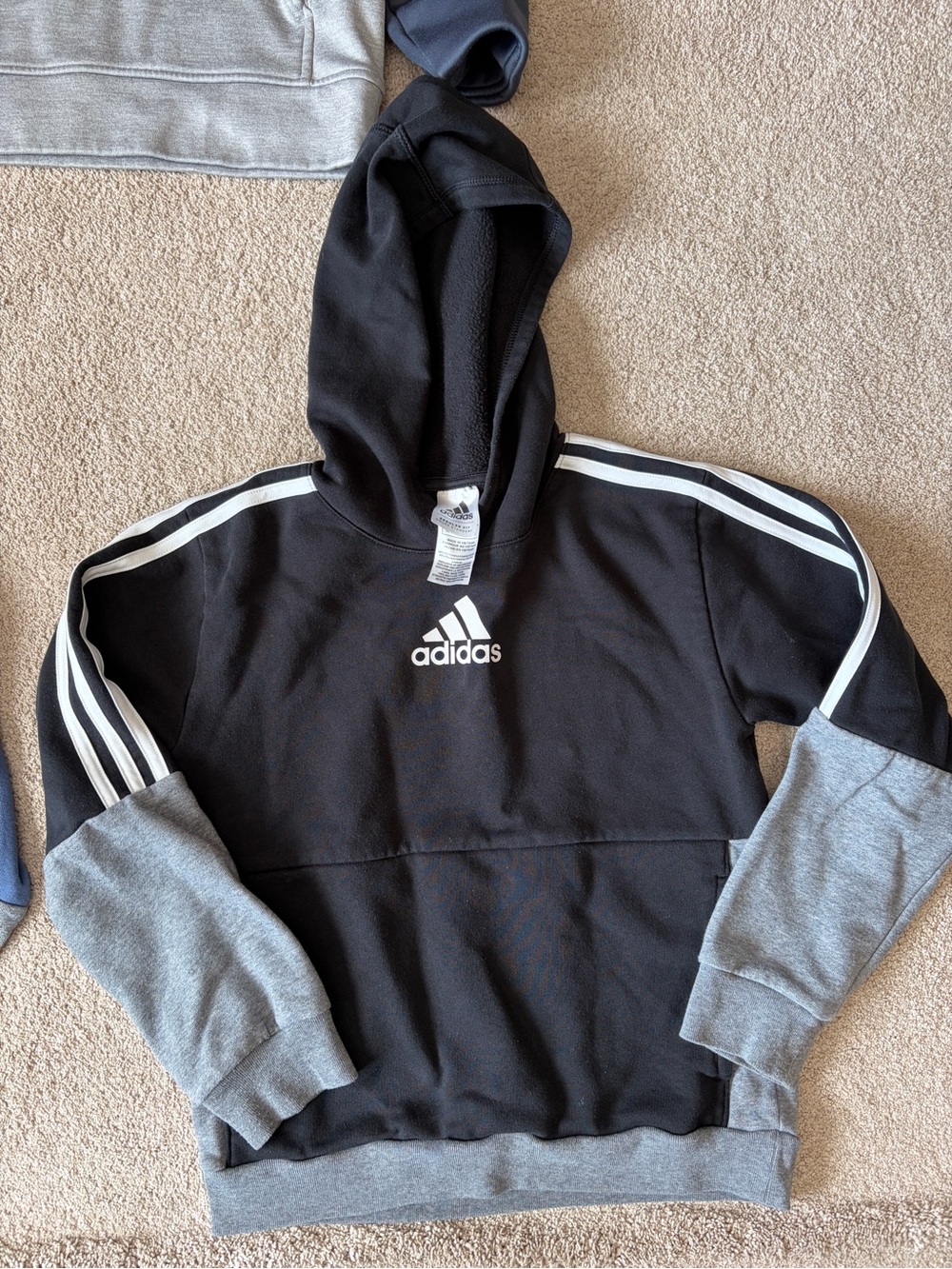 Bundle of 3 adidas Hoodies Boys M 10-12 - Picture 3 of 6